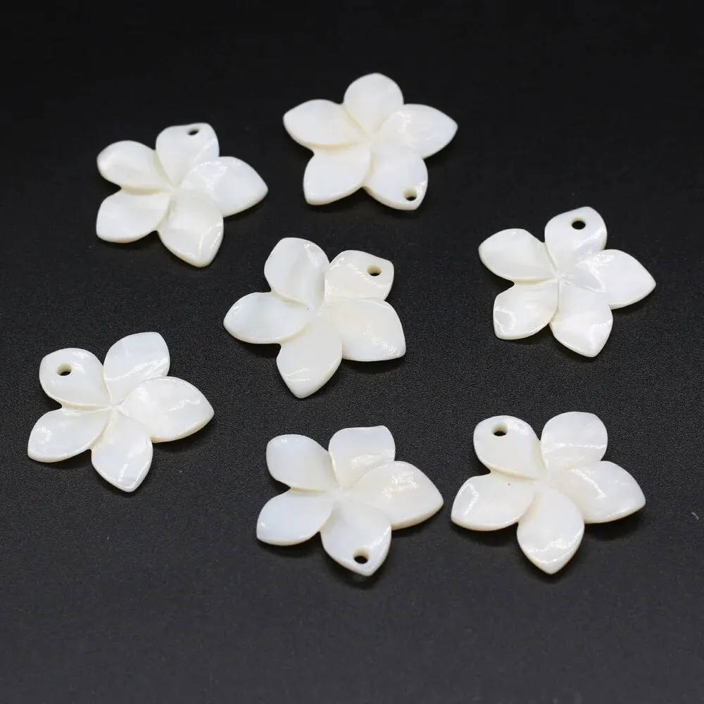 5pcs/Pack 25mm White Petal Shape Natural Freshwater Shell Pendant Charms for Jewelry Making DIY Necklace Earrings Accessories