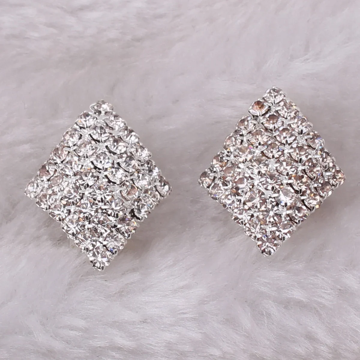 High-grade Rhinestone Crystal Tear Drop Geometric Flower Clip on Earrings No Pierced for Women Wedding Luxury No Hole Earrings