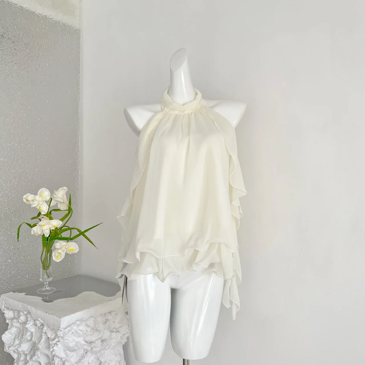 

French Style Neck Hanging Off Shoulder Chiffon Suspender Top Women Gentle Fish Silk Thread Wavy Hem Summer Daily Outfit