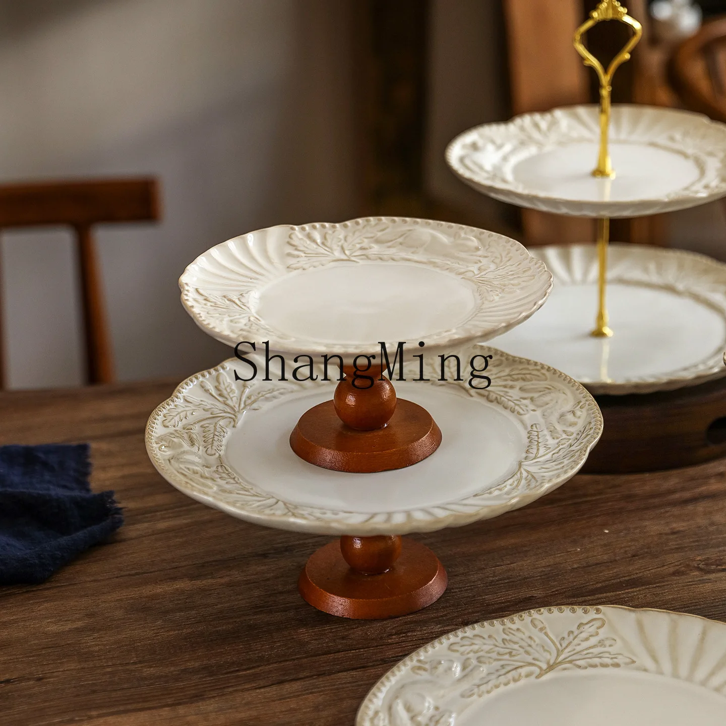 SM exquisite niche dessert plate retro wooden high-end sense afternoon tea tray dessert display fruit plate