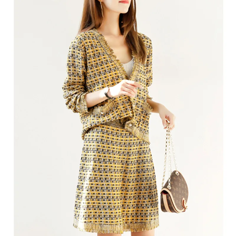 Fashion and Casual Women's Set 2025 Autumn and Winter Korean Version New Knitted Cardigan Top and Skirt Two-piece Set