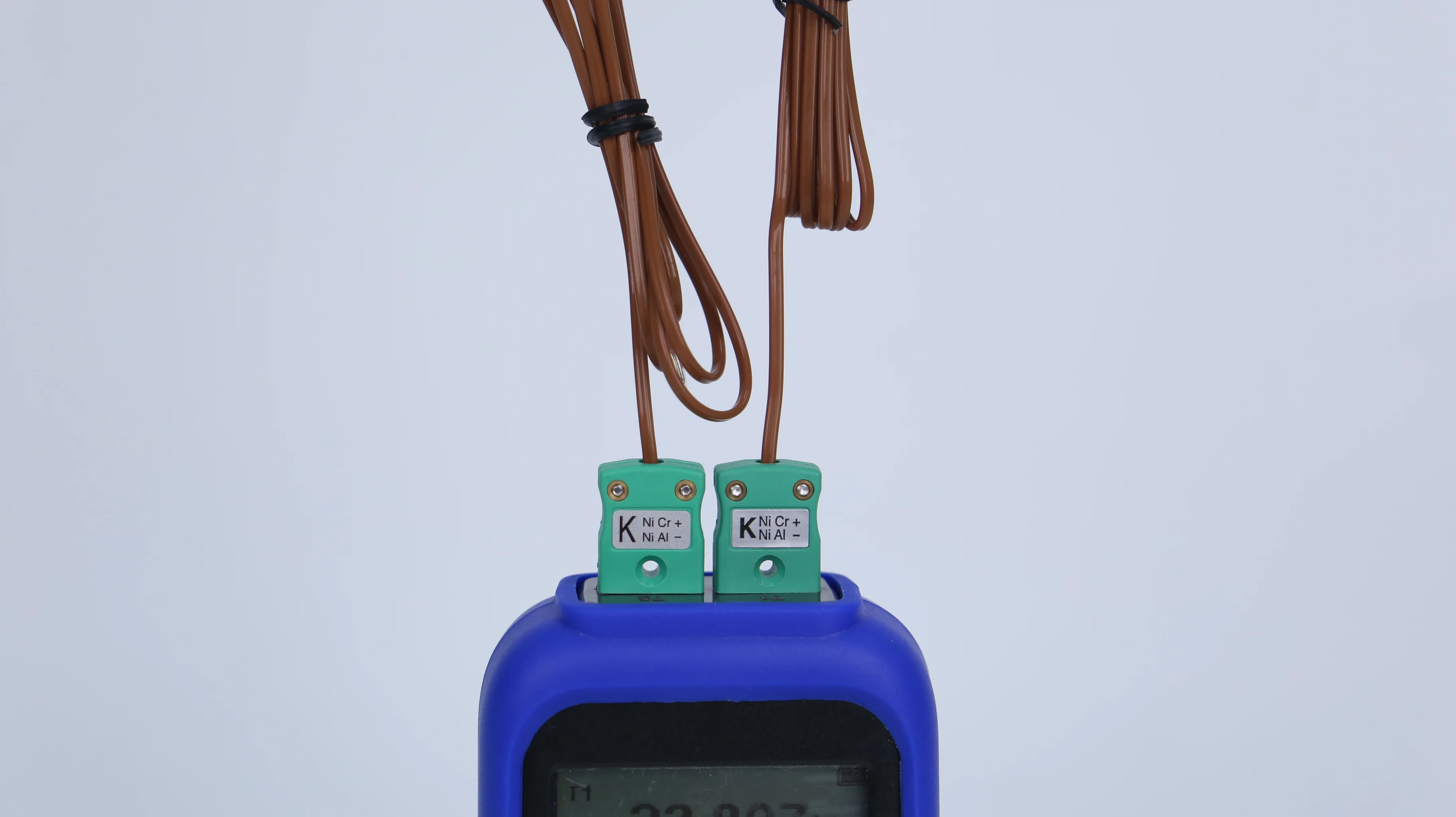 제조 공정 온도 모니터링을 위한 듀얼 프로브가 있는 내구성 있는 디지털 T형 열전대 온도계