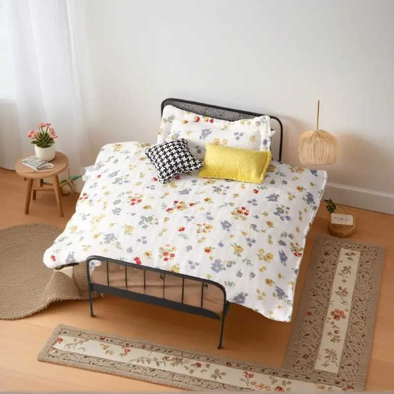 

Модель кровати с пододеяльной подушкой Singleton для спальни кукольного домика, реквизит для микросцены 1/12