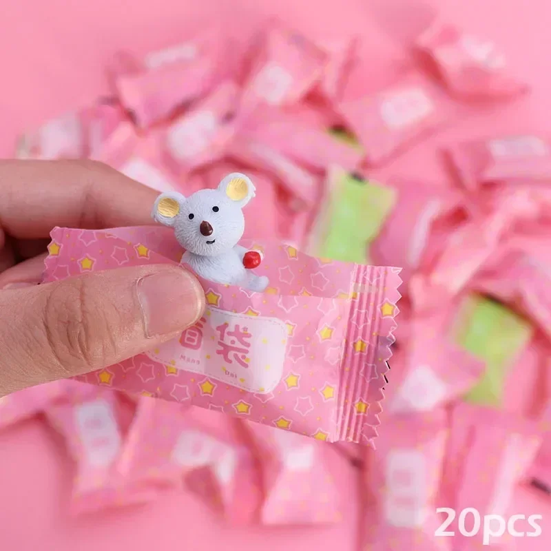 20PCS Kawaii Rabbit Dog Model Toys Child Birthday Party Favors Gifts Surprise Blind Bag Small Gift Independent Packaging Random