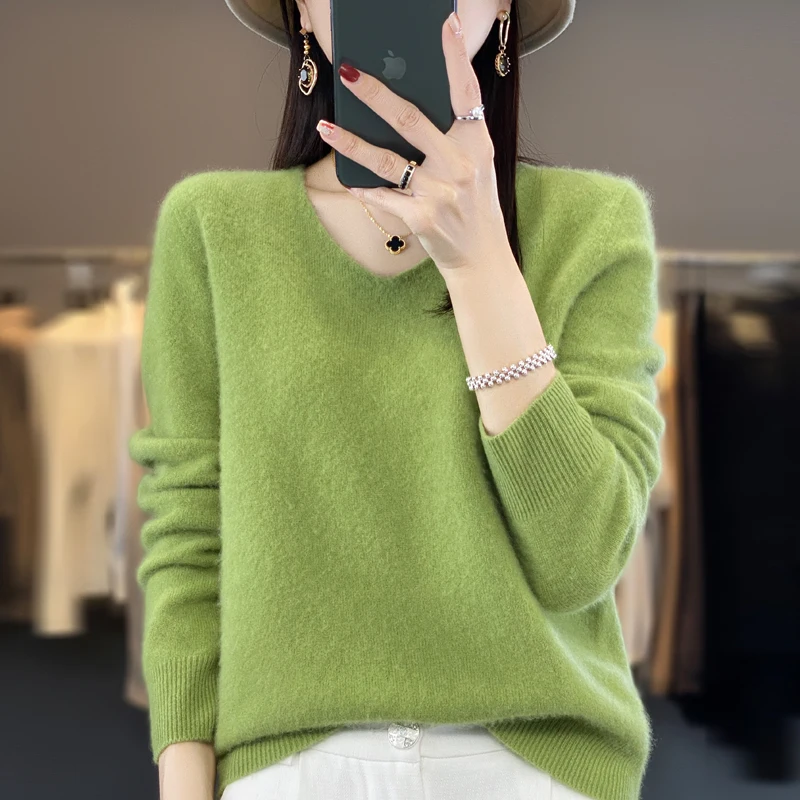 Autumn and winter new 100% pure sweater female V-neck knitted long sleeve solid color warm sweater wool pullover