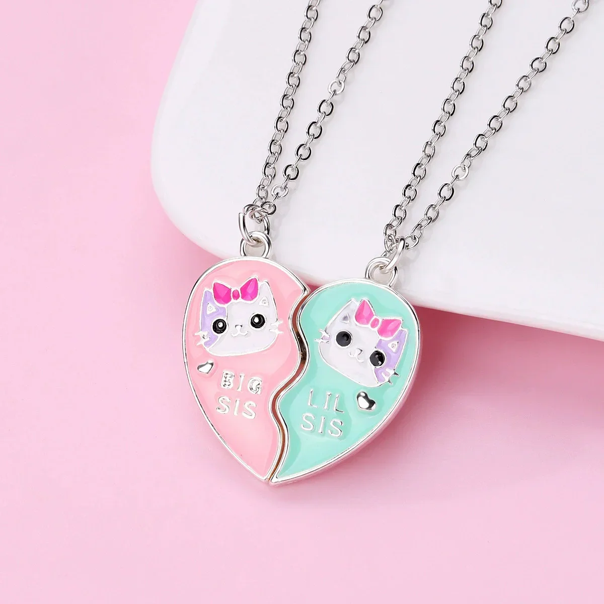 2pcs Fashion Magnetic Cats Necklace for Women Cute Fox Shaped Animal Stitching Pendant BFF Best Friends Jewelry Girlfriends Gift
