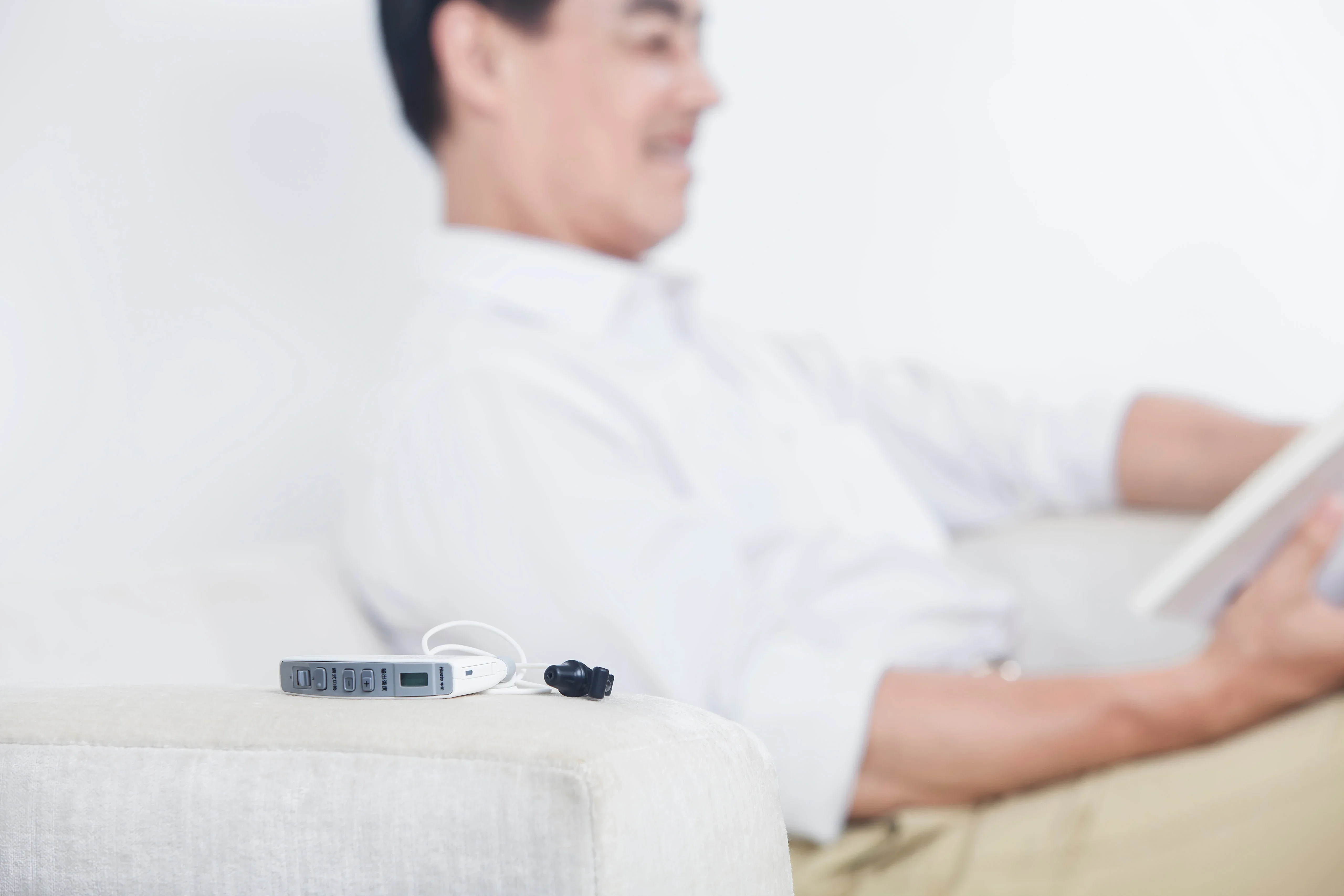 Stimulateur nerveux du vagin auriculaire de la marque Hwato