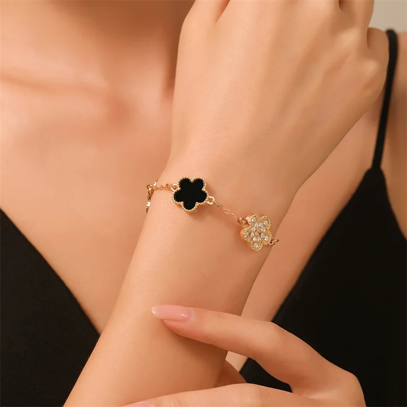 Plum Blossom Flower Metal Chain Bracelet for Women Lady Temperament 4 Leaf Jewelry Wedding Office Party Girlfriend Lover Gift