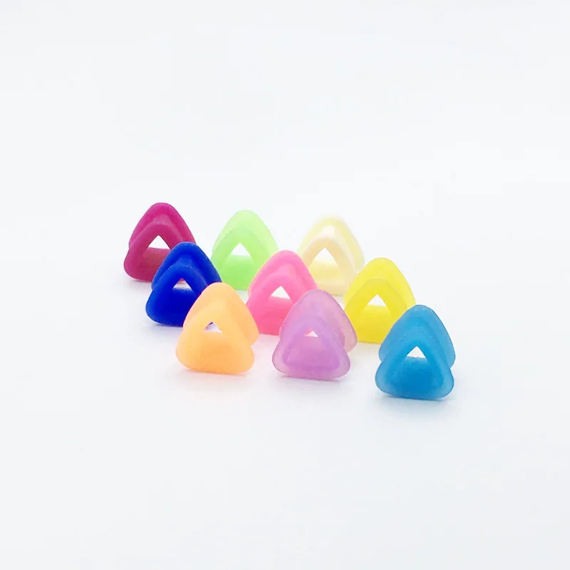 WKOUD 2pcs Triangle Soft Silicone Ear Plugs Flesh Ear Tunnels Ear Gauges Ear Expanders 4-26mm Mix Colors Body Piercing Jewelry