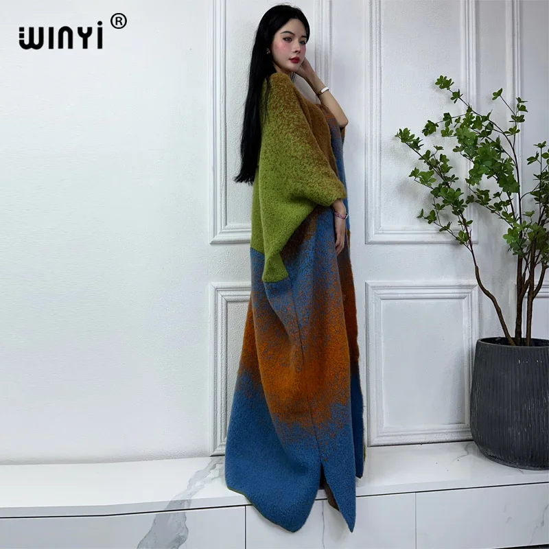 WINYI-traje de Invierno para mujer, abrigo neutro de piel de lujo, abrigo grueso y cálido con estampado Gradual, poncho largo, vestido de fiesta de