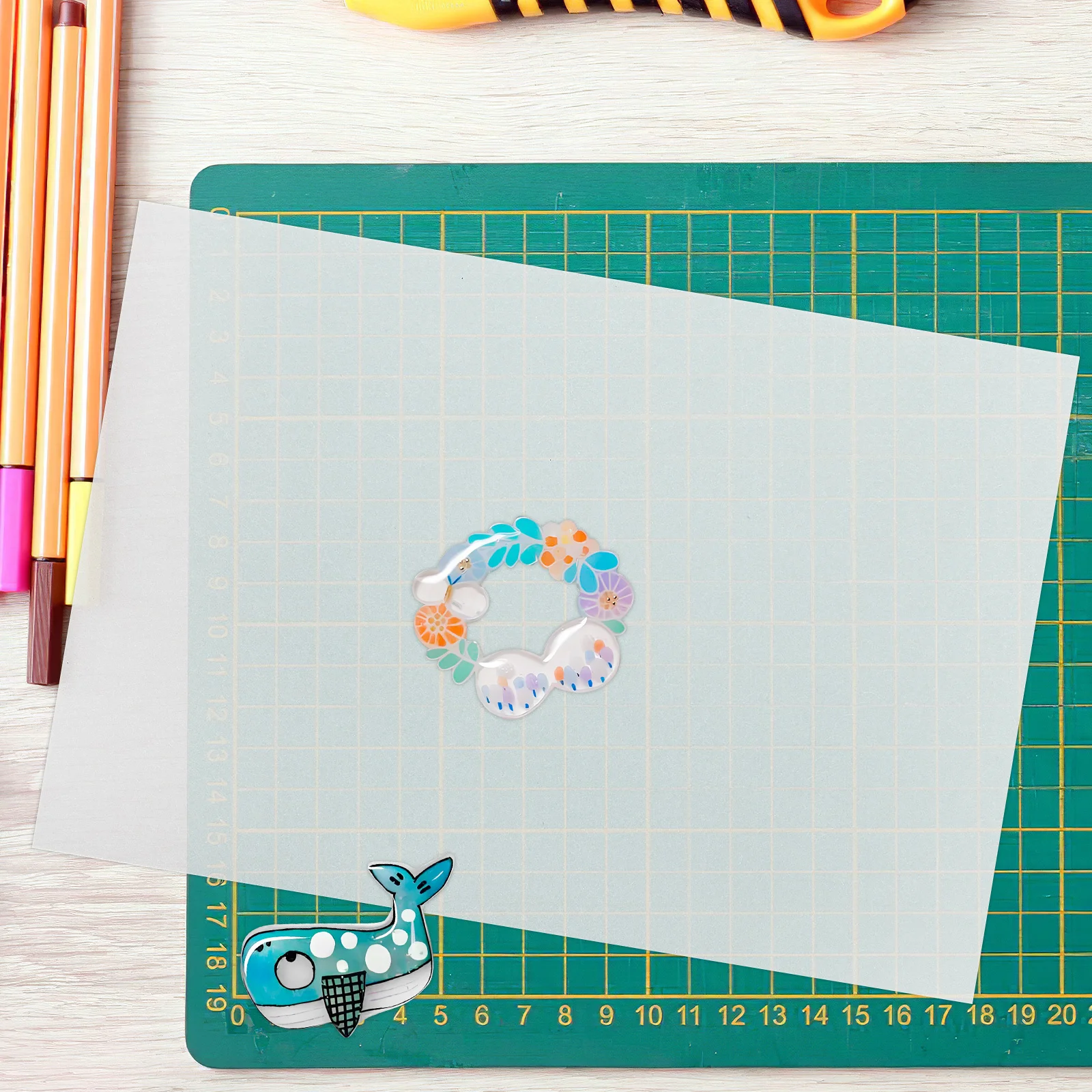 

5Pcs Glow in The Dark Heat Shrink Sheets Printable Clear Plastic Film for DIY Crafts Nighttime Markers Brooch Making Creative