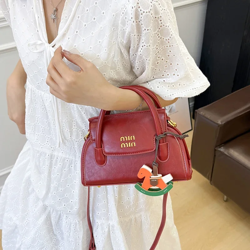 حقيبة يد أنيقة بلون موحد للنساء مع تأثير أزياء باريس وتصميم شعار الحروف اللافتة للنظر #5