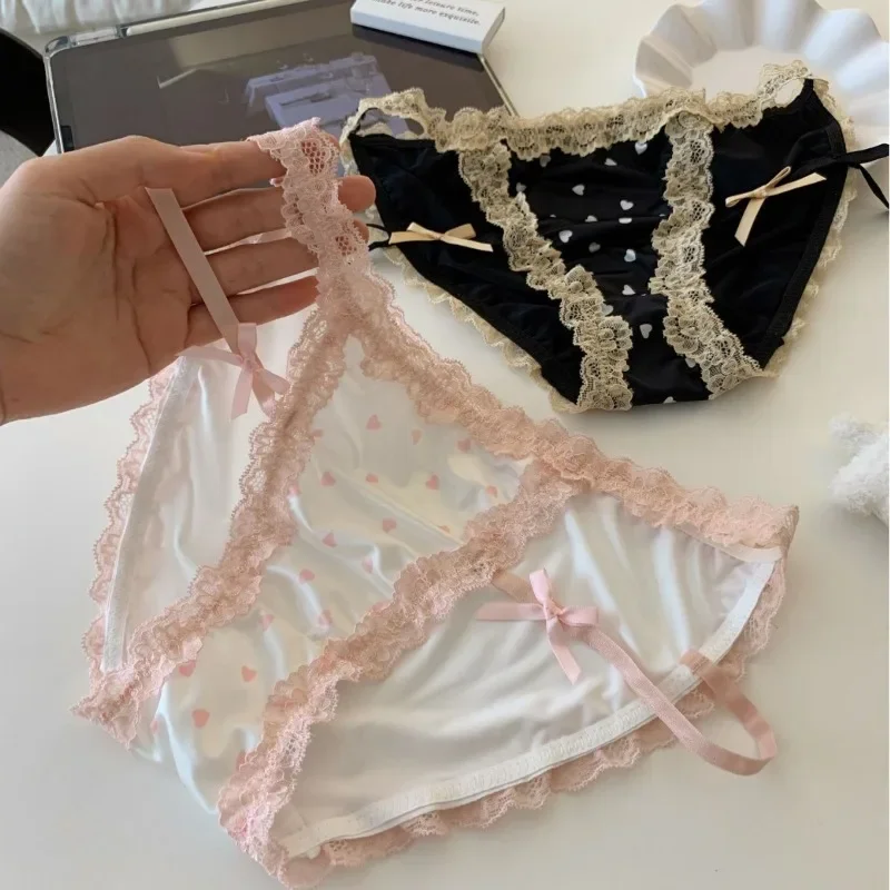 Biancheria intima sexy in raso per ragazza dolce per donna Cintura sottile a vita bassa Mutandine traspiranti in pizzo di seta ghiacciata Slip estivi senza cuciture Lingerie