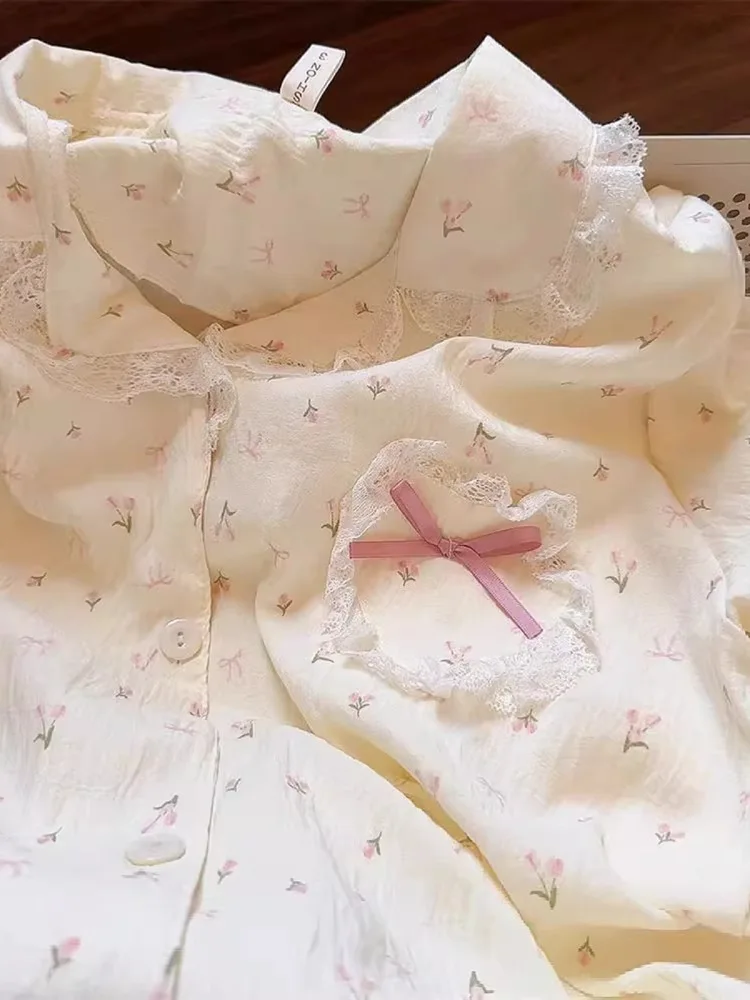 Plus Size Spwear-Set, floraler Spitzenbesatz, lässige Heimkleidung für Teenager-Mädchen, Polyesterfaser, V-Ne-Knopfverschluss, zweiteiliger Anzug