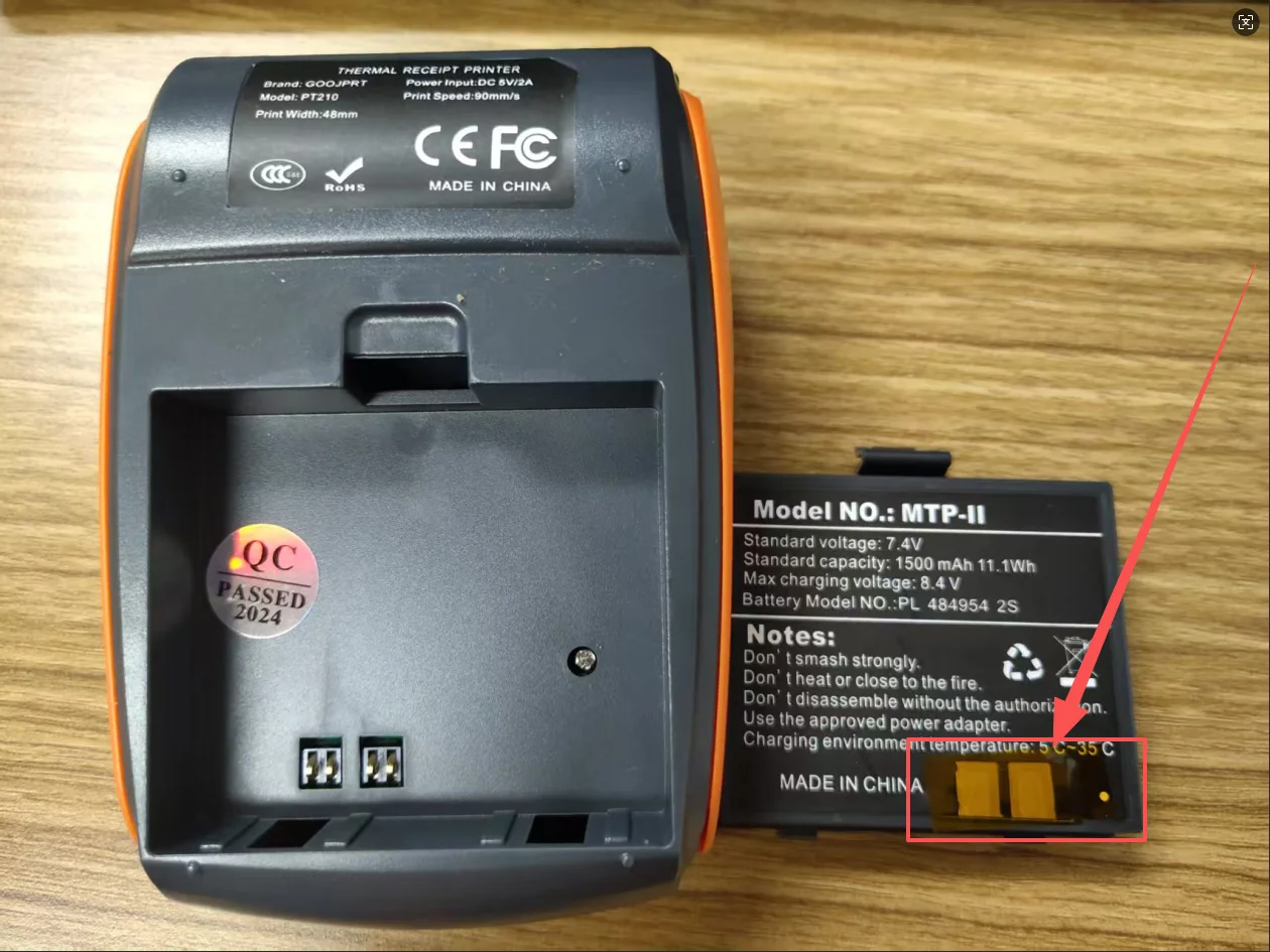 PT210 Mini Receipt Printer 58mm Portable Thermal Ticket Printer Android IOS Windows Wireless Bluetooth List Bill Maker With Plug