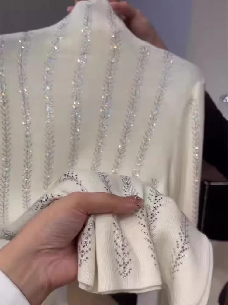 High-end Sparkle Diamonds Hot Drilling Sweater Women Autumn Winter Turtleneck Off White Knitwear Top Knitted Pullovers Jumpers