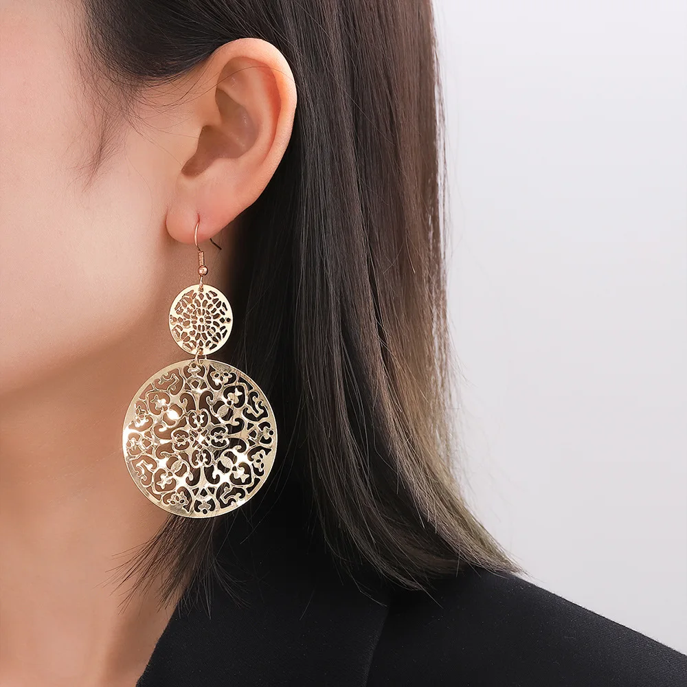 

DIY accessories European and American fashion exaggerated retro hollow metal disc earrings temperament court ethnic style carved