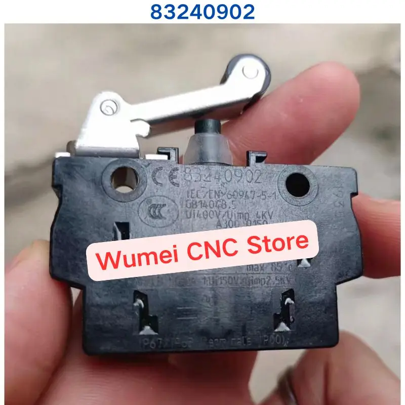 Brand new micro limit switch 83240902 No outer packaging If you need other specifications, please consult