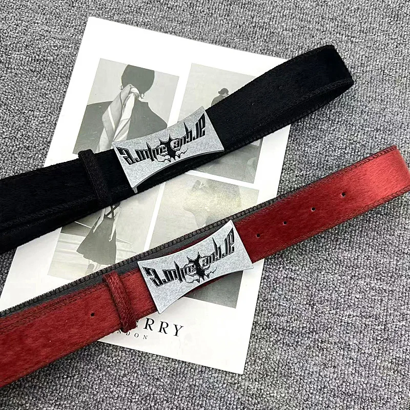 

Модельер Y2k Letter Металлический брендовый ремень из искусственной кожи из конского волоса, нишевый ретро высококачественный готический мужской женский ремень Джинсовый аксессуар