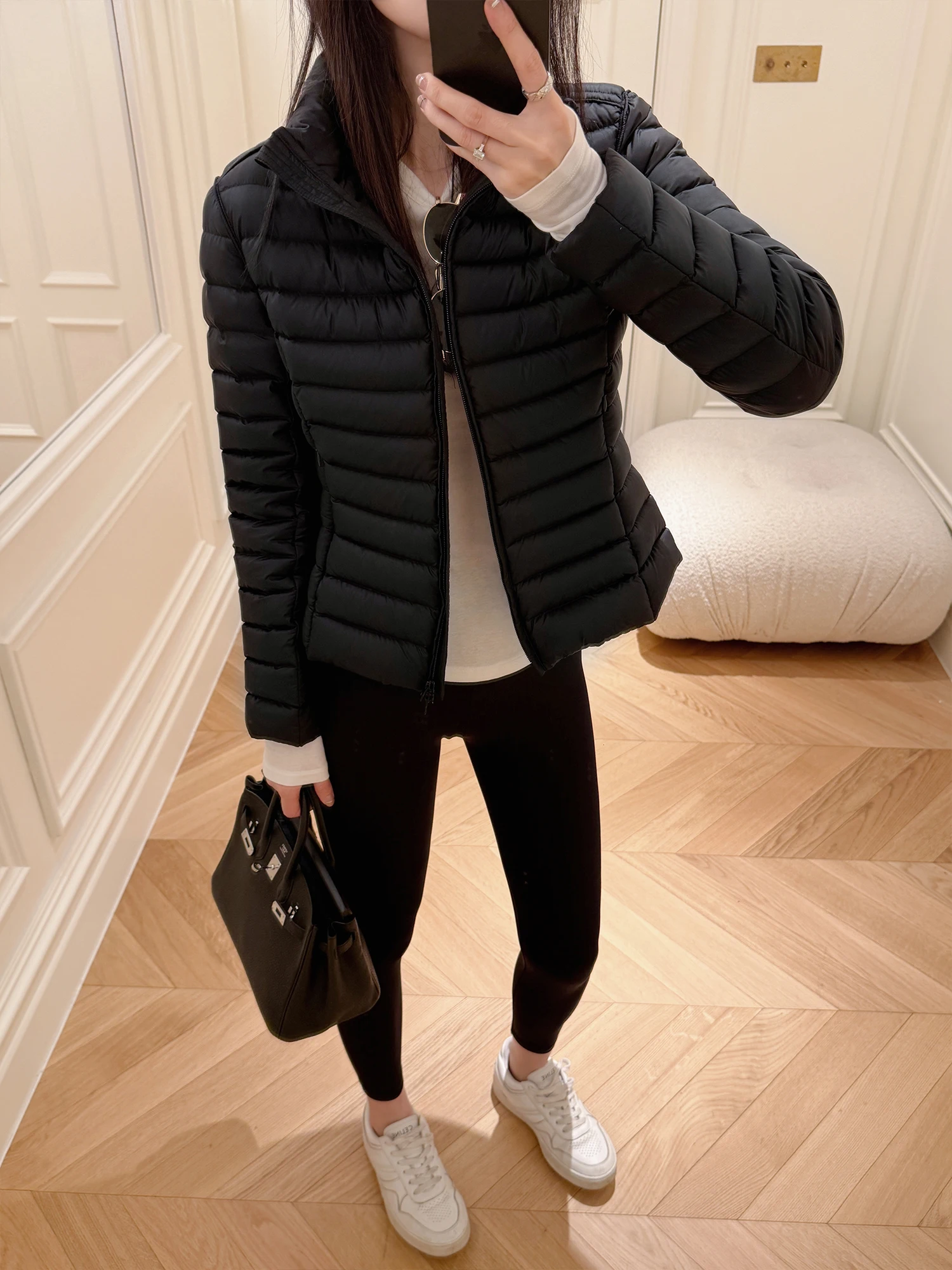 Piumino Leggero da Donna Yang Xiaoyao Slim Fit 2025 Nuovo in Piuma d'Oca Bianca, Capospalla alla Moda per Donna