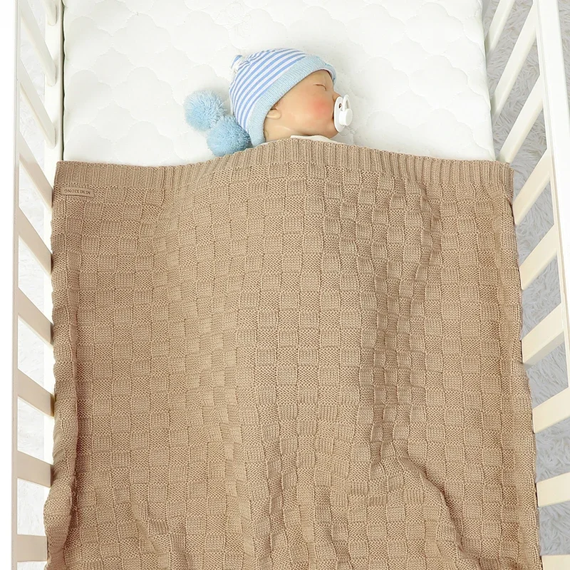 Coperta per bambini lavorata a maglia solido passeggino fasciatura Super morbido neonato ragazzi ragazze biancheria da letto trapunta Plaid 100*80CM copriletti