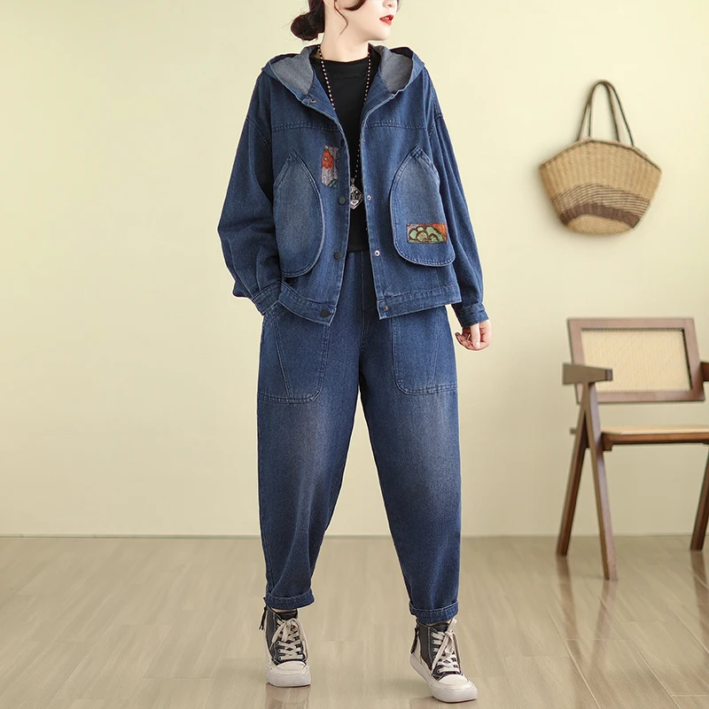 

Свободный женский повседневный джинсовый комплект из двух предметов, весенне-осенний новый корейский вариант, большой размер, выцветший белый ансамбль в стиле ретро