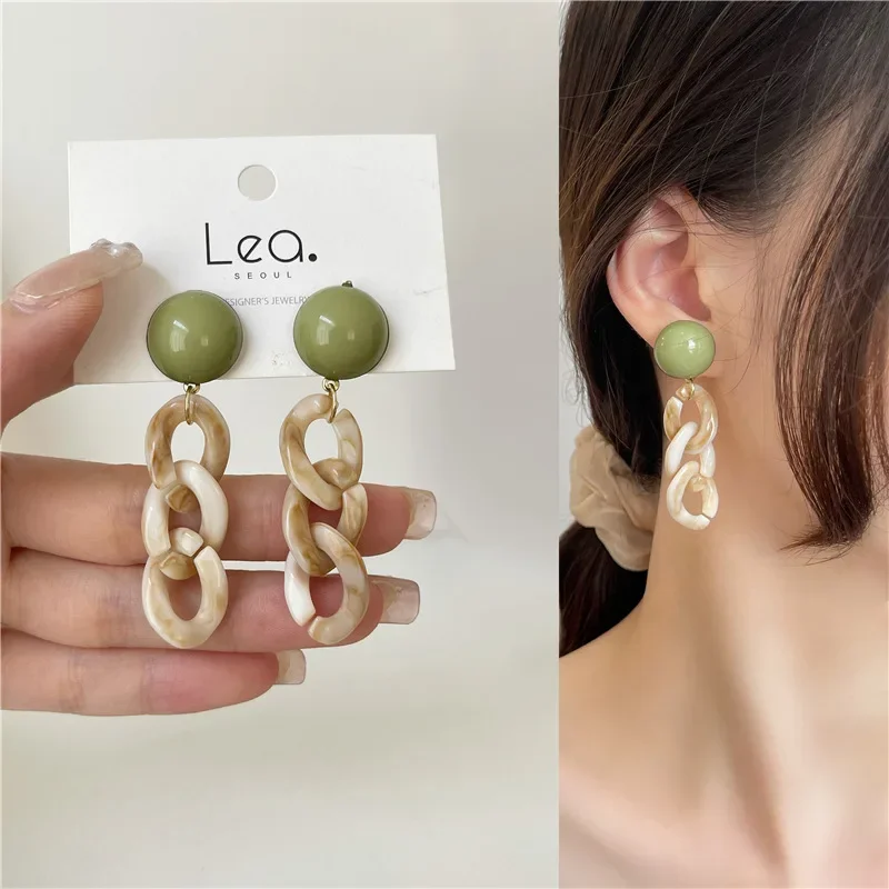 Korean Retro Gentle Temperament Long Clip Earrings No Hole Female Niche Green Irregular Geometric Ear Clip Earrings Non Piercing