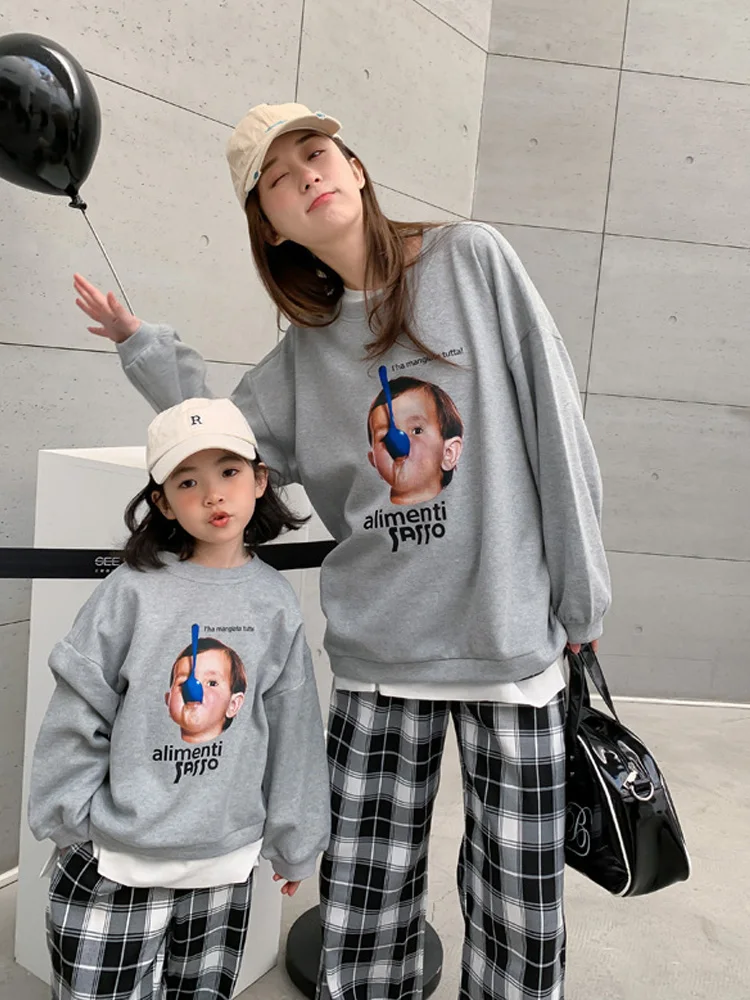 Boys and girls cartoon digital printing sweater mother-daughter spring new jacket H22C3