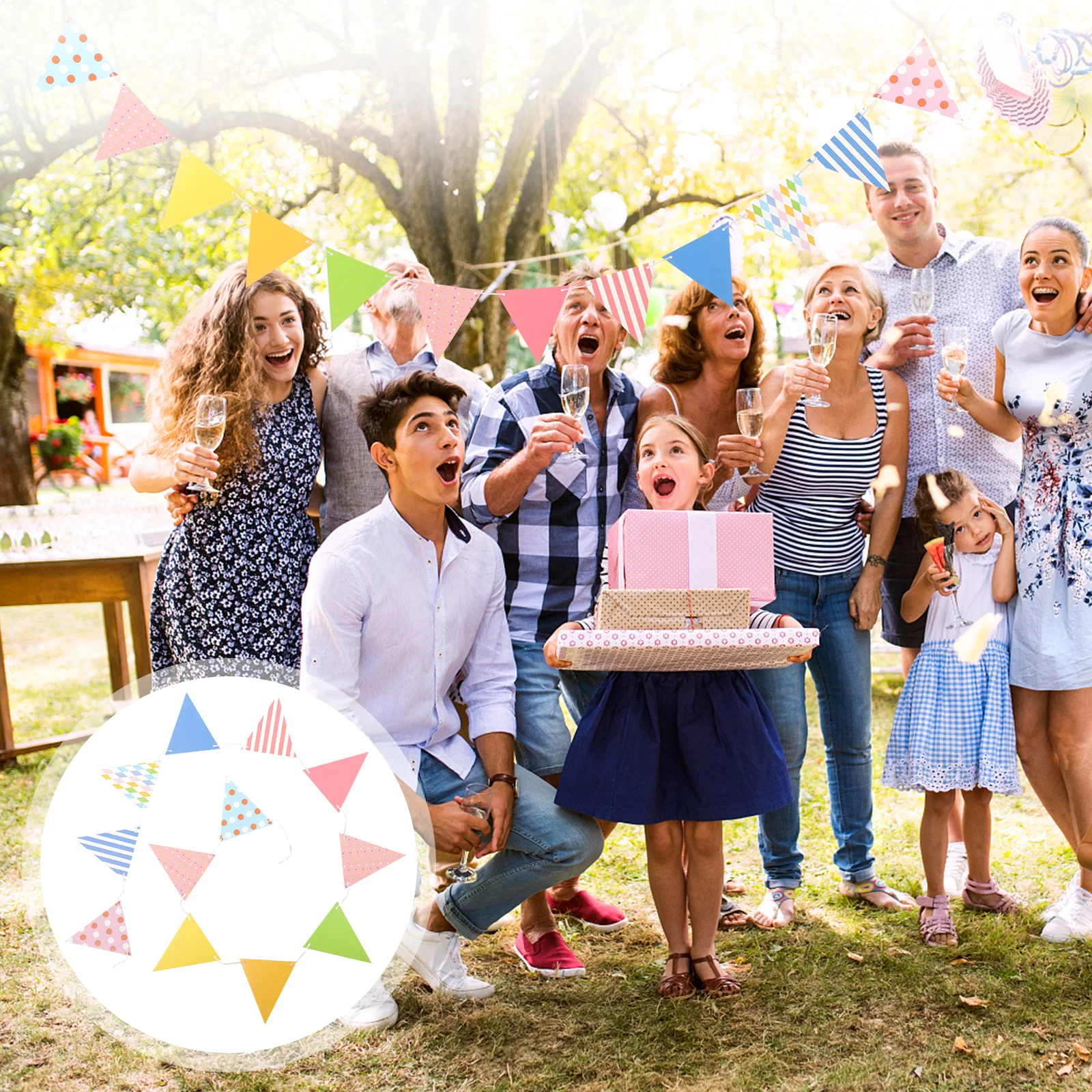 

Blank Pennant Banner Flags Triangle Bunting Decoration for Birthday Party Festival Celebrations Hanging DIY Wall Decor