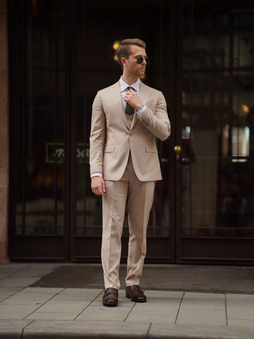 High Quality Men's Slim Fit Suit 3 Pieces Jacket Vest Pants Dancing Wear Autumn Full Sleeve Tuxedo For Men Wedding Suits Set