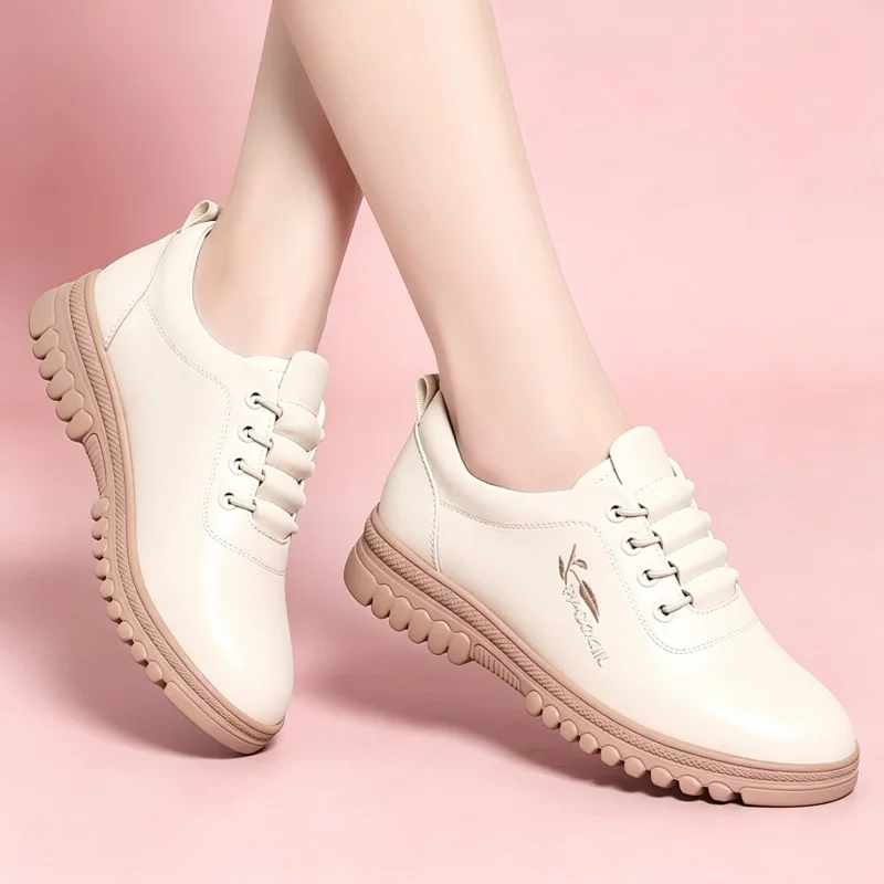 

Fashion Breathable Comfortable Shallow White Snekers Women Casual Shoes 2026 Spring Flat Platform Shoes for Office Mom Work