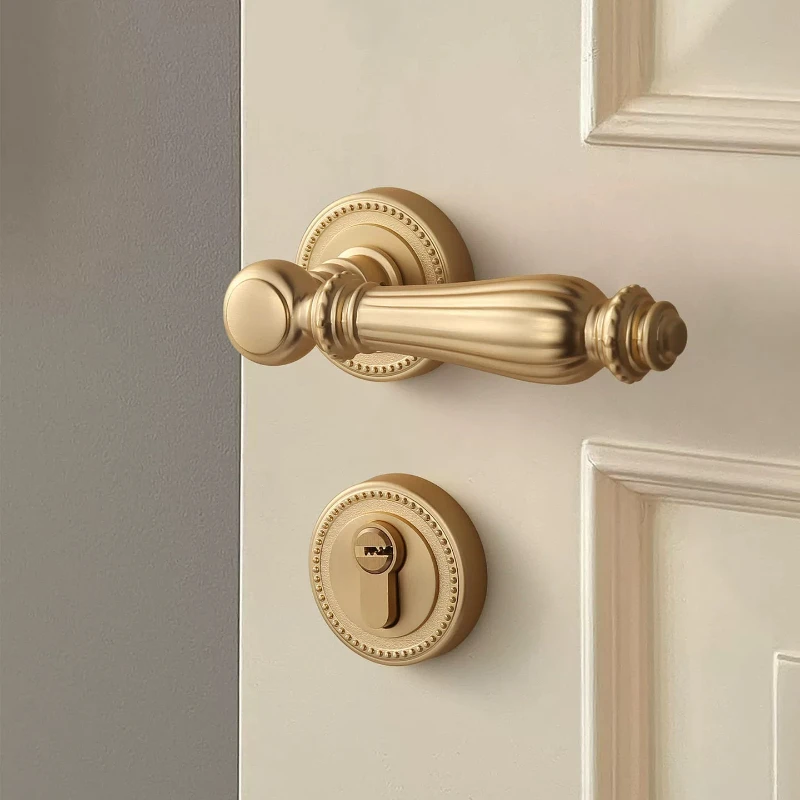 

FrenchVintageBedroomDoorLockSilentMagnetic,MatteBrassBrushedGoldHandle,PrecisionCastCylinder,WolfToothLatchAntiWearRustproof
