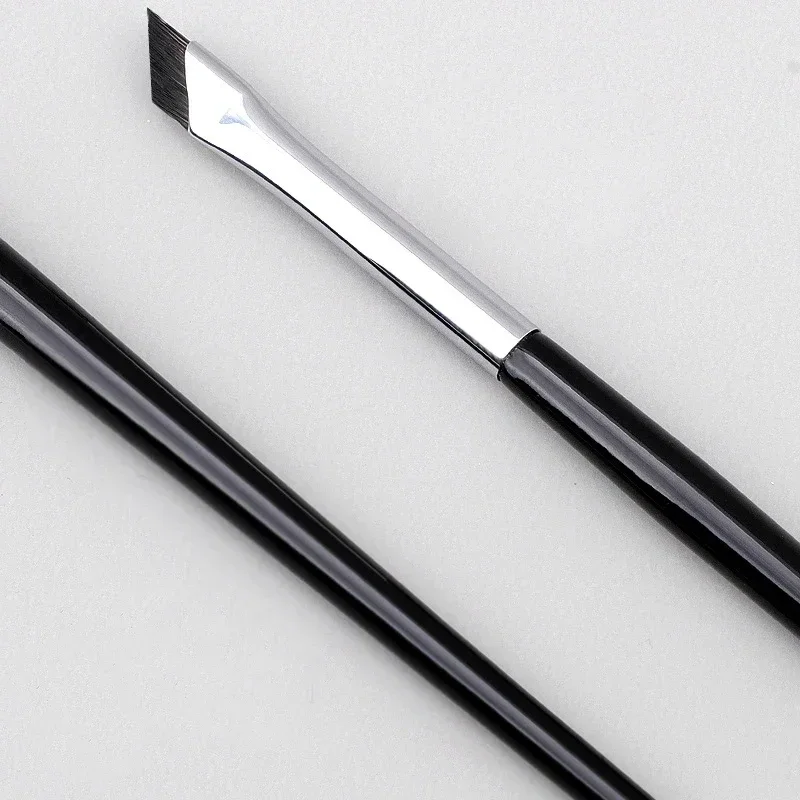 2Pcs Blade Eyeliner Brush Ultra Thin Fine Angle Flat Eyebrow Brush Under The Eyes Place Precise Detail Brush tools