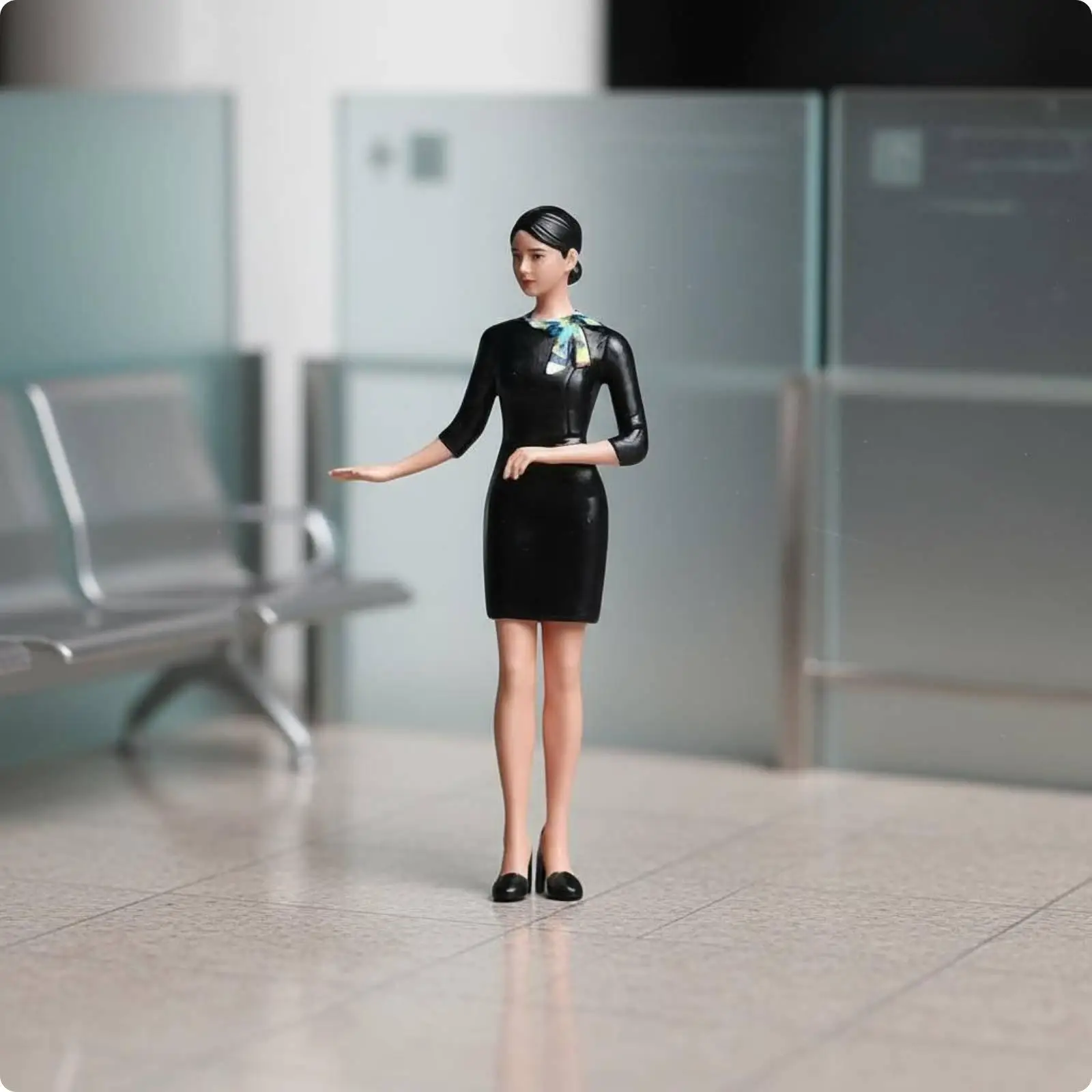 1/18 Female Aviation Attendant Figurine Hand Painted Air Stewardess Miniature Figure Diorama Display Aviation Attendant Figurine