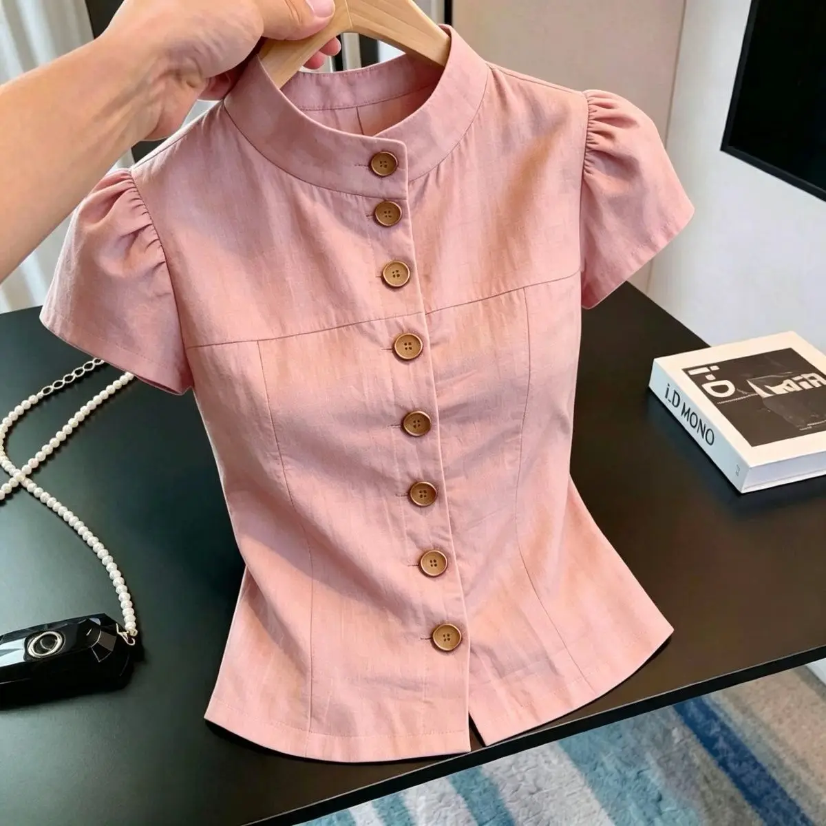 

Elegant Summer White Shirt Women's Slim Fit Short Sleeve Button up Top Fashionable Casual Polyester Fiber Skin-Friendly Breat...