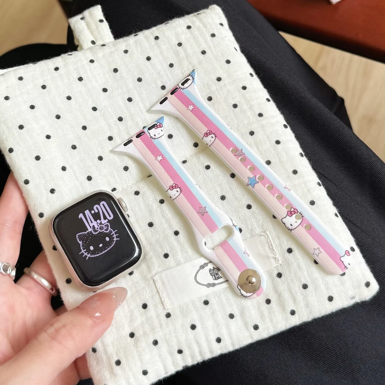Slim Waist Cartoon Print Silicone Strap for Apple Watch 38/40/41/42/44/45/49mm Kawaii Kitty Pastel Wristband for iWatch Series view 2