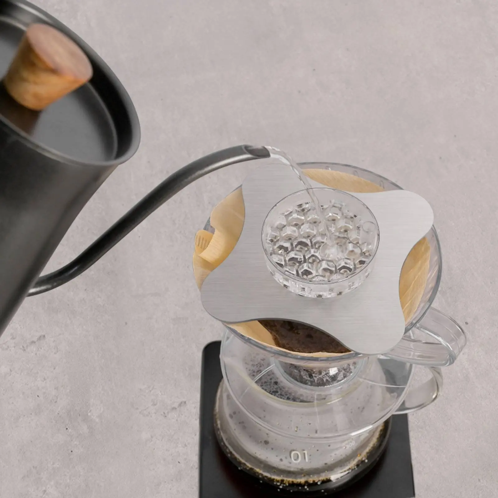 

Pour over Shower Screen Honeycomb Design Coffee Distributor Plate Handheld Coffee Dripper Cost Saving Kitchen Item Slow Trickle