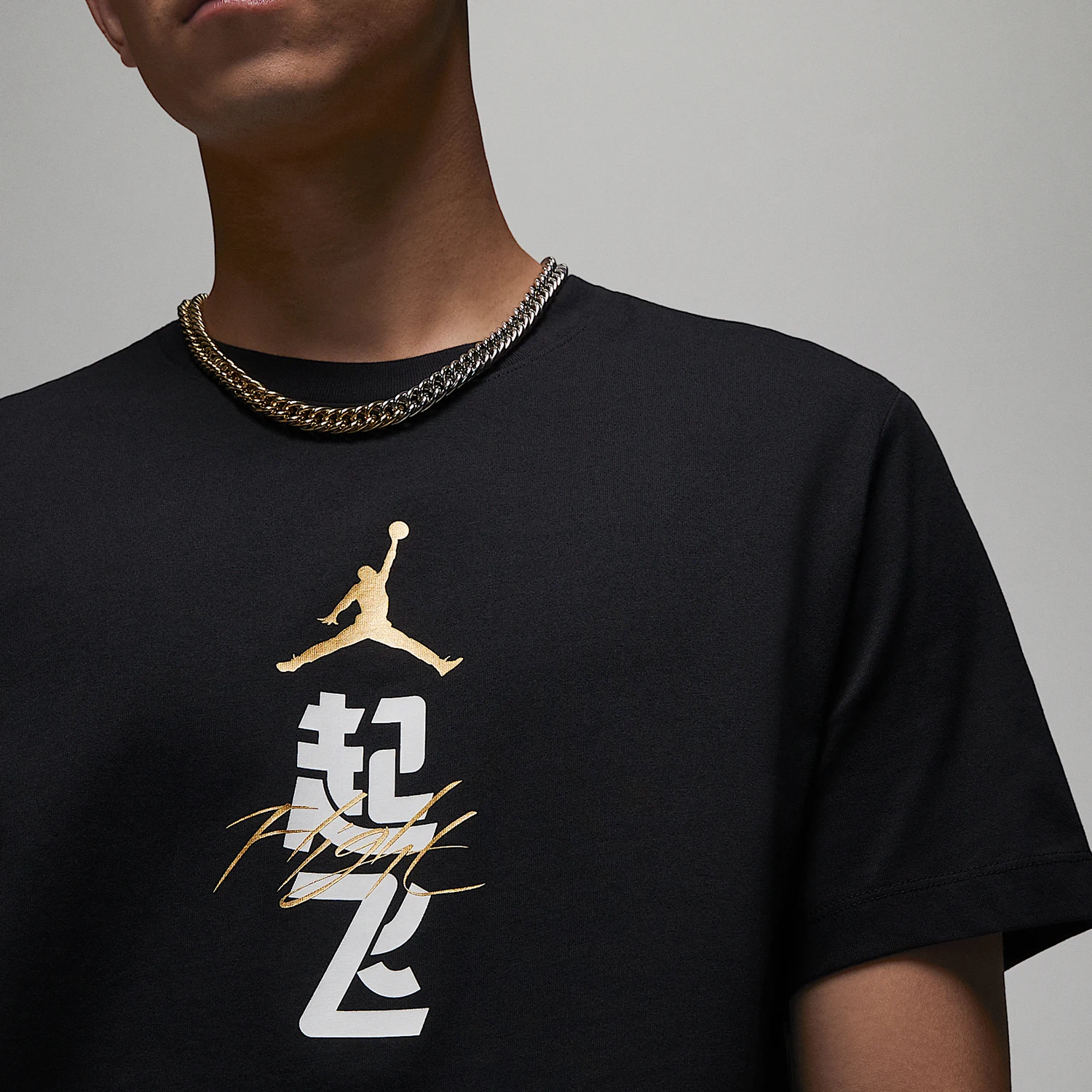 تي شيرت Nike Official JORDAN الأصلي للرجال برقبة دائرية وطباعة عصرية بأكمام قصيرة FN3714-010