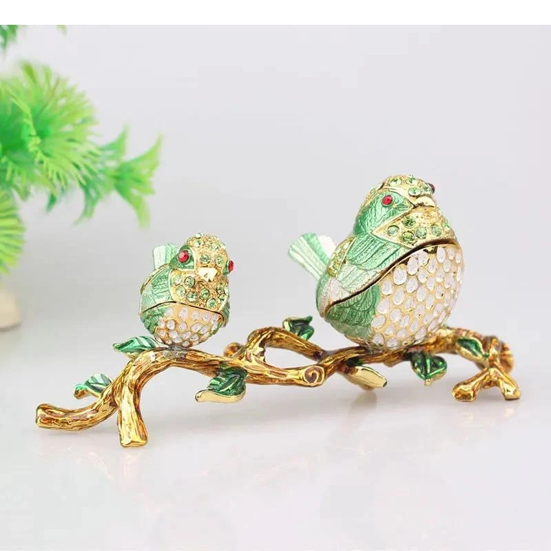 Bird on Branch Painted Alloy Storage Jar Ring Ear Pendants Organizer Box Dresser Tabletop Magnetic Suction Type Jewelry