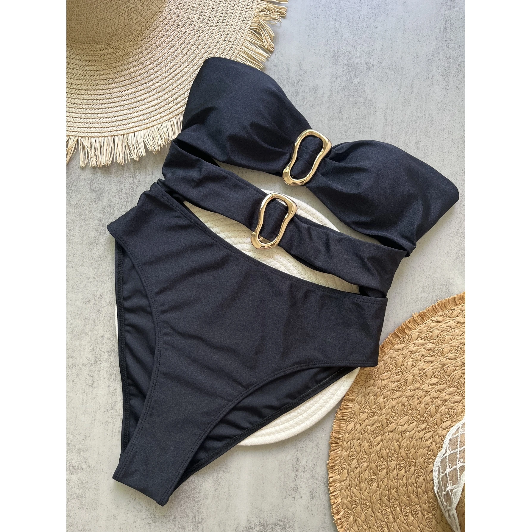 

Pure Color Bikini Swimsuit Metal Accories High Waist Five Inch Pants Nylon Fabric Ladies Faion Swimwear