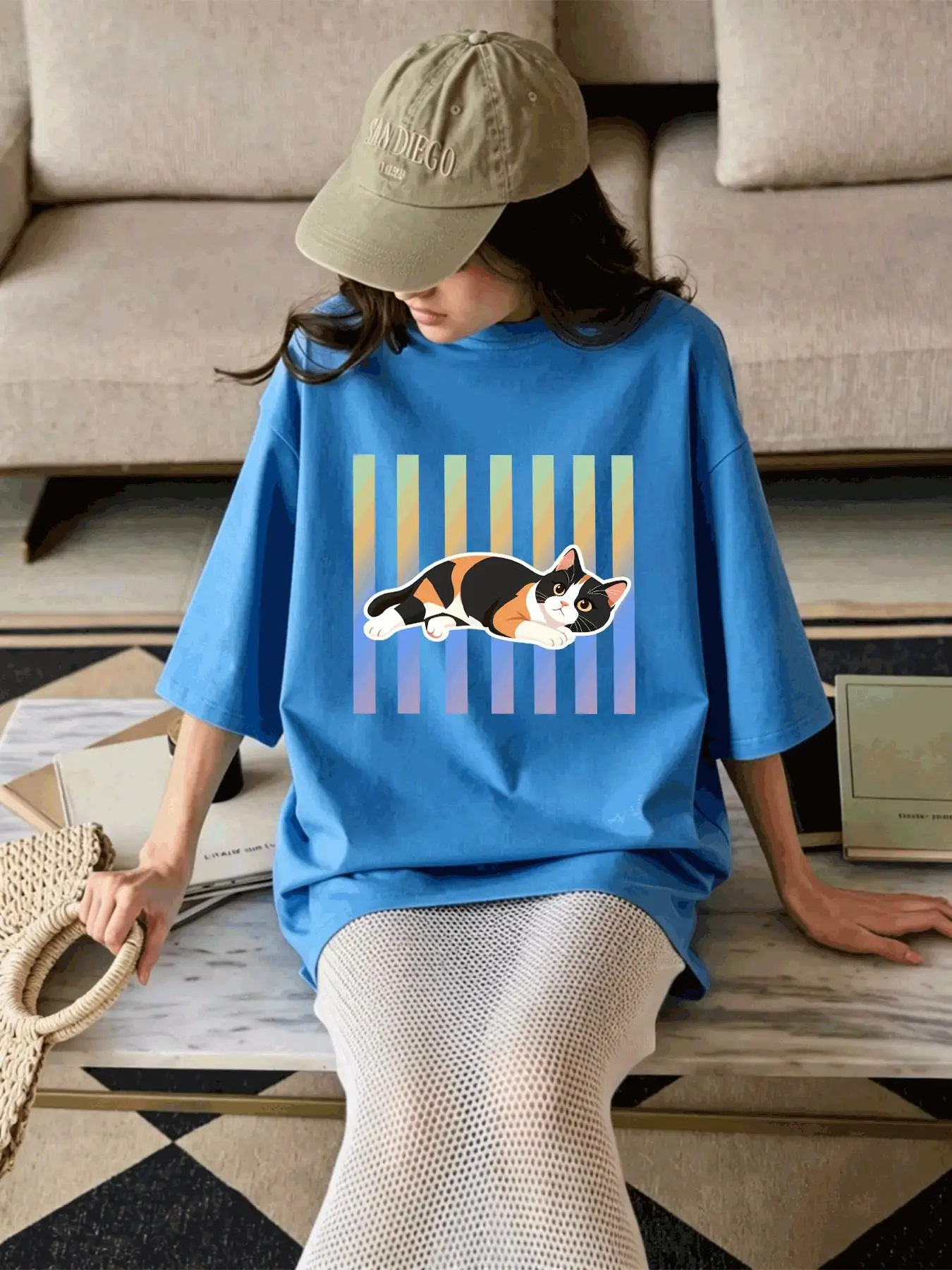 Calico Cat Lying Cute Printed Women'S T-Shirt Summer Breathable T Shirts O-Neck Casual Short Sleeve Cotton Vacation Streetwear