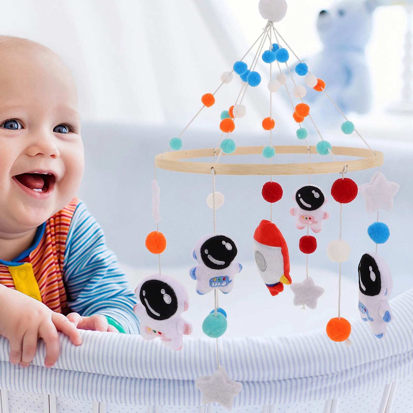 سرير الأطفال المحمول رائد الفضاء صاروخ موضوع اليدوية ورأى معلقة الحضانة ديكور الفضاء الرياح الرنين السرير الملحقات للطفل