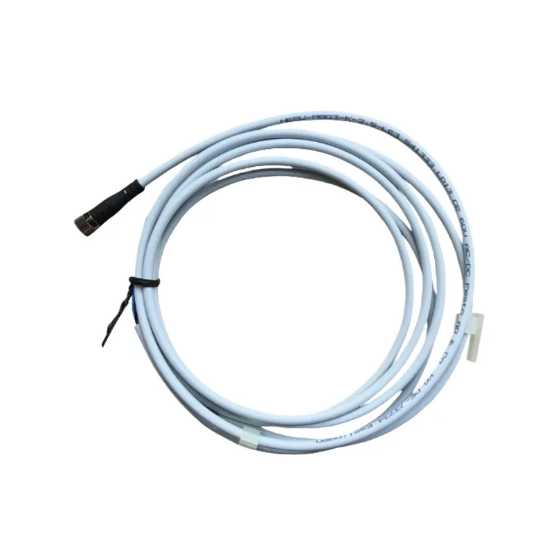 3 шт. новый оригинальный соединительный кабель FESTO NEBU-M8G3-K-5-LE3 541334