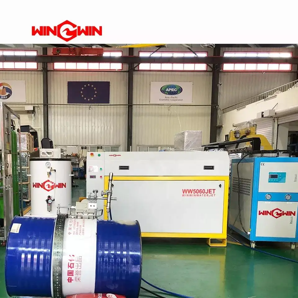 Machine de découpe portable à jet d'eau, appareil mobile