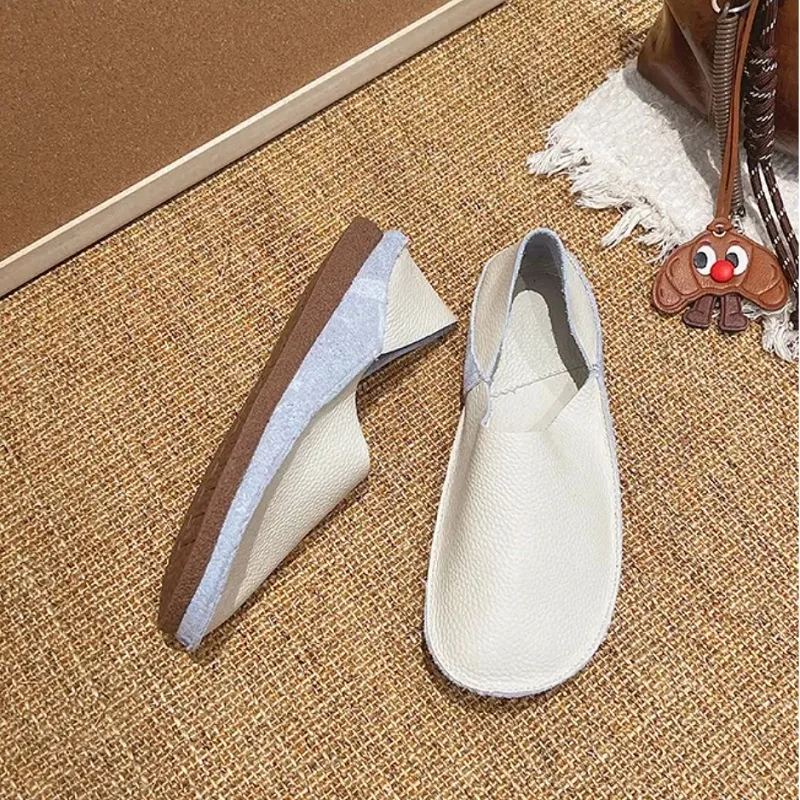 Womens Super Soft Flats Genuine Leather Shoes Round Toe Spring Beige Casual Shoes Autumn Retro Driving Daily Shoes Size 35-43