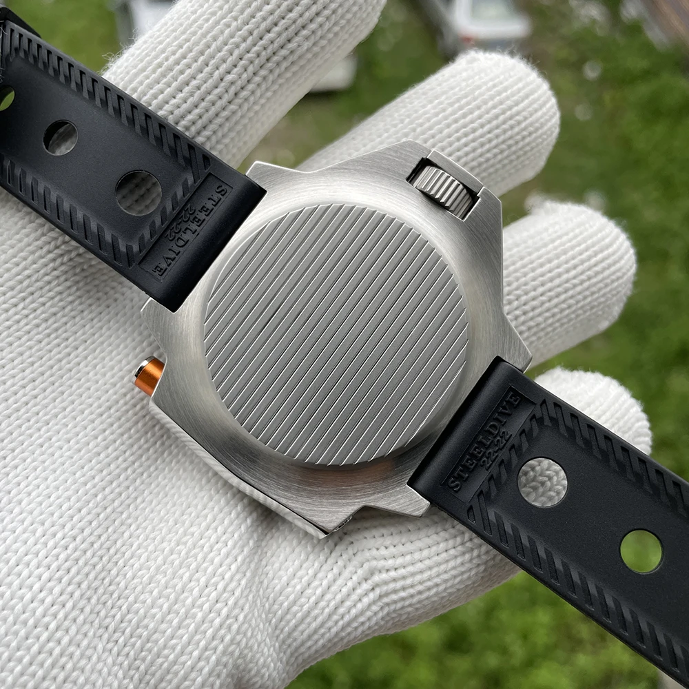 STEELDIVE Men Automatic Watch Sport Mechanical Wristwatch Diving 120Bar Waterproof Luminous Ceramic Bezel NH35 Integrated Case