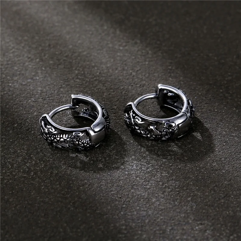 Stainless Steel Retro Punk Hollow Dragon Carved Earrings For Men/Women Hip Hop No Fading Fashion Cool Ear Jewelry