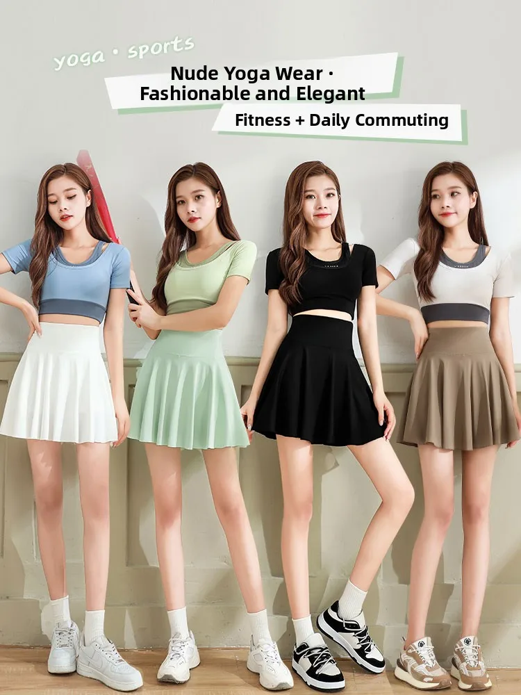 Damski zestaw sportowy: plisowana spódnica, szybkoschnąca odzież letnia do biegania i jogi, nylonowa koszulka z wysokim stanem.