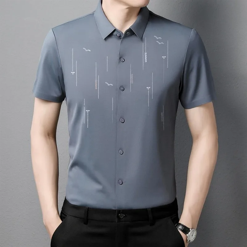 Summer Fashion New Ice Silk Men\'s T-shirt Short Sleeve Solid Turn-down Collar Striped Business Letter Button Casual Tops