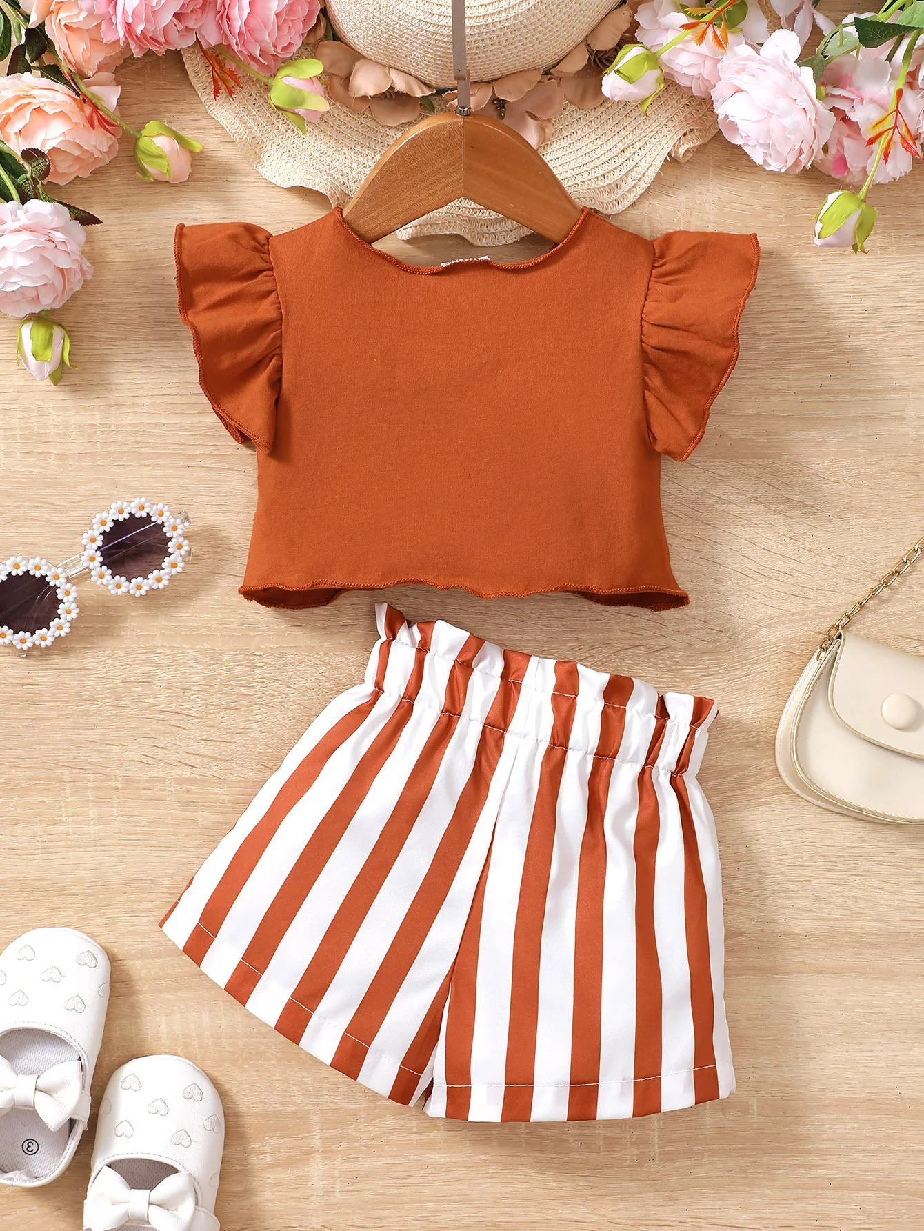 0-2 Year Old Baby Girl Summer Fashion Love Collar Ruffled Short Sleeved And Striped Shorts Two-piece Set